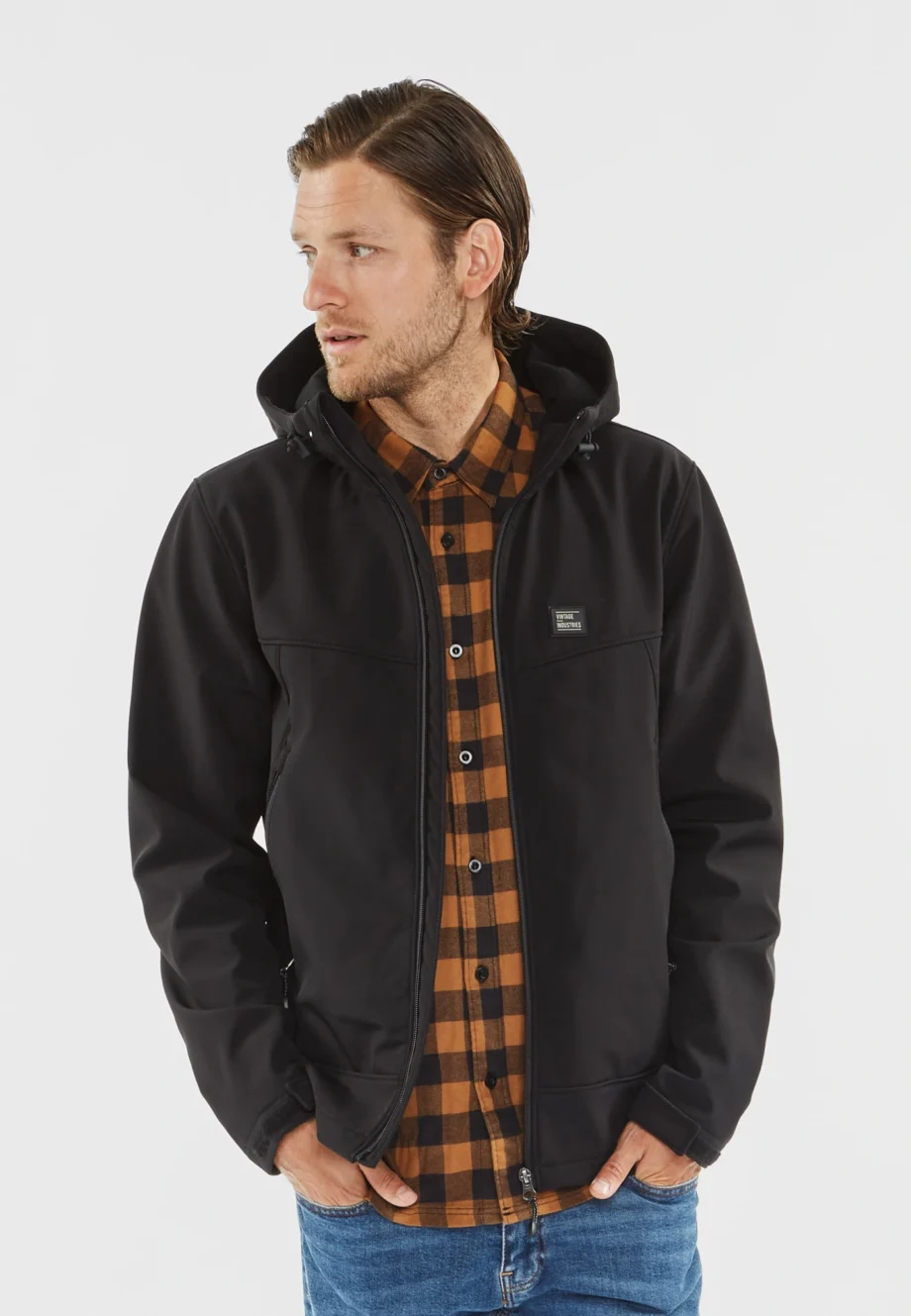 Bunda Vintage Industries Alford Softshell - Čierna