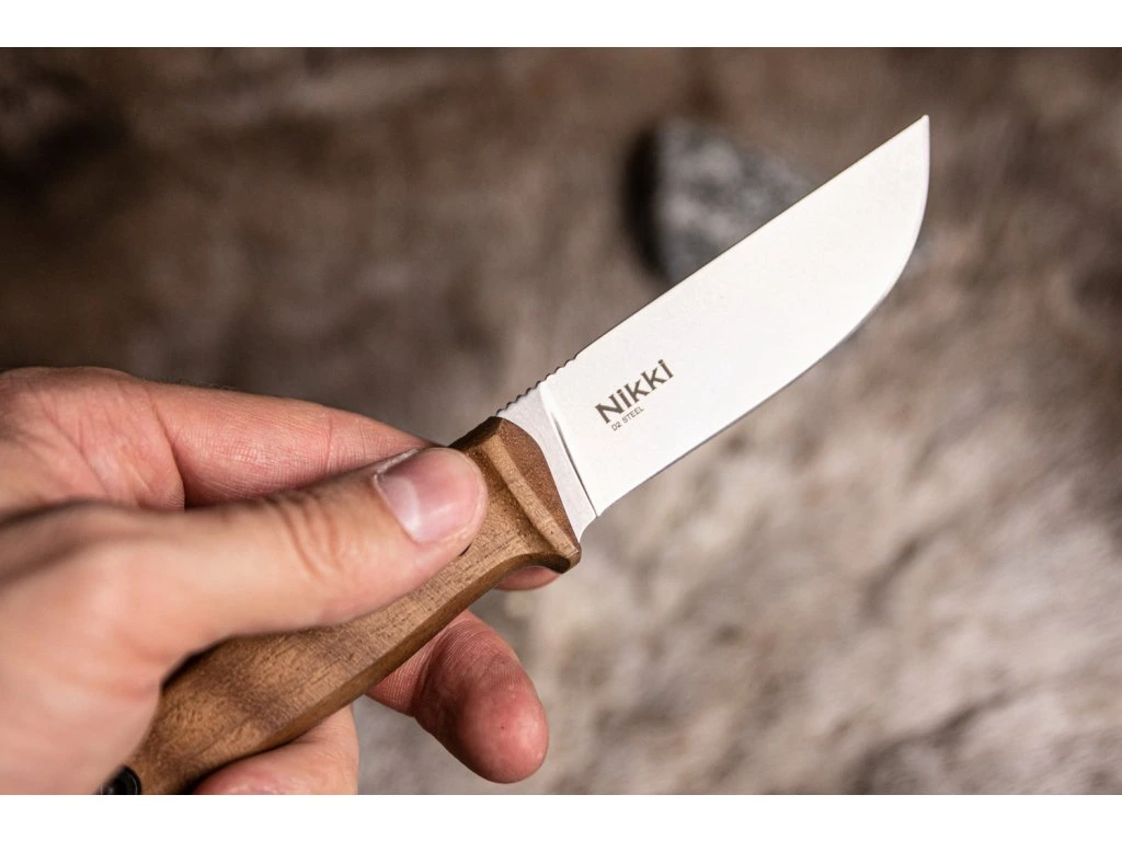 Kizlyar Supreme Nikki D2 SW Walnut – nôž